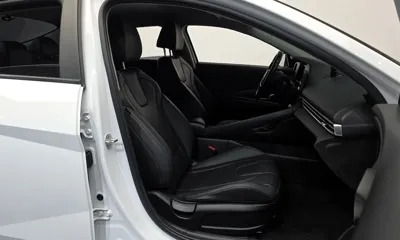 Hyundai Avante 2021, 110854 км, за 8919.72 USD - фото 10