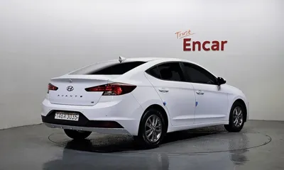 Hyundai Avante 2019, 130061 км, за 7284.76 USD