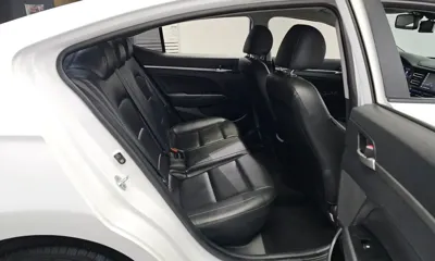 Hyundai Avante 2019, 130061 км, за 7284.76 USD - фото 12