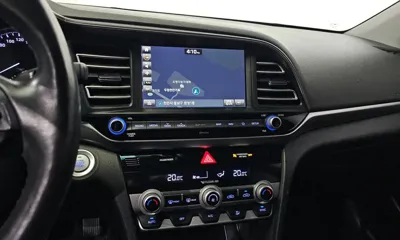 Hyundai Avante 2019, 130061 км, за 7284.76 USD - фото 18