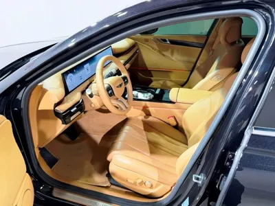 Genesis G80 2025, 56716 км, за 12918.47 USD