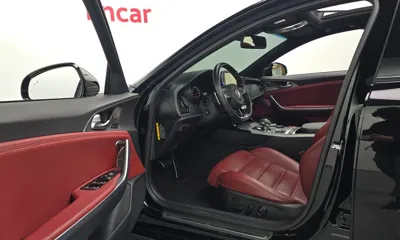 Kia Stinger 2018, 63363 км, за 17395.3 USD - фото 10