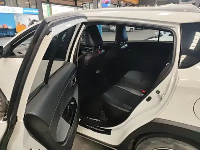 Toyota Yaris L 2022, 45000 км, за 10681.69 USD - фото 6