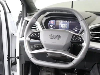 Audi Q4 e-tron 2025, 16103 км, за 31836.68 USD - фото 14