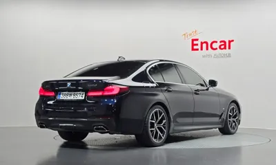 BMW 5-Series 2023, 22176 км, за 38597.87 USD