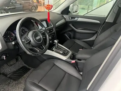 Audi Q5 2013, 56000 км, за 8651.98 USD