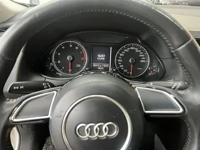 Audi Q5 2013, 56000 км, за 8651.98 USD