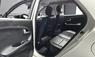 Kia Morning 2016, 66002 км, за 4463.7 USD - фото 26