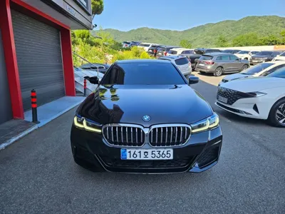 BMW 5-Series 2023, 53447 км, за 29628.17 USD