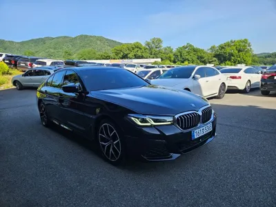 BMW 5-Series 2023, 53447 км, за 29628.17 USD