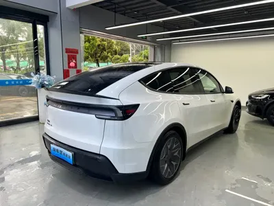 Tesla Model Y L 2025, 18000 км, за 44554.76 USD