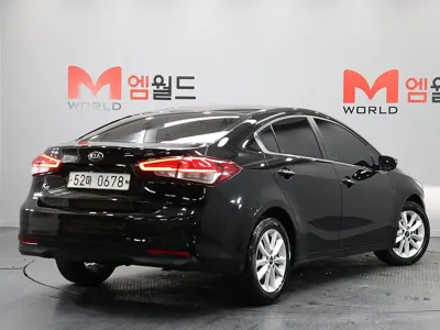 Kia K3 2016, 70574 км, за 4588.42 USD