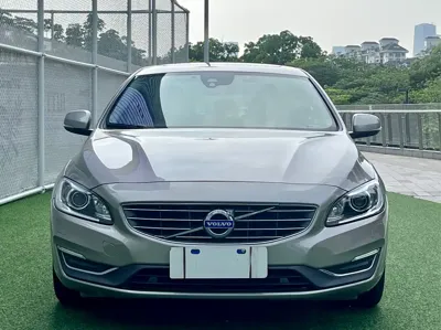 Volvo S60 2014, 100000 км, за 4125.59 USD