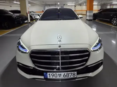 Mercedes-Benz S-Class 2022, 50000 км, за 68698.29 USD