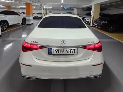 Mercedes-Benz S-Class 2022, 50000 км, за 68698.29 USD
