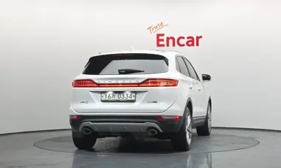 Lincoln MKC 2016, 178394 км, за 4493.06 USD