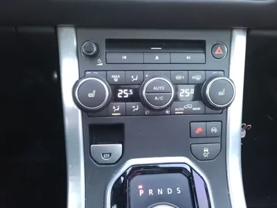 Land Rover Range Rover Evoque 2015, 143000 км, за 6049.36 USD - фото 15