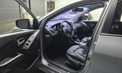 Hyundai Tucson 2015, 131725 км, за 5265.55 USD - фото 10
