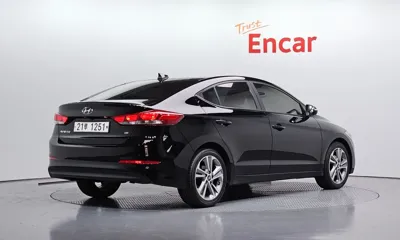 Hyundai Avante 2018, 103672 км, за 6498.62 USD