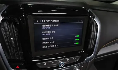 ChevroletGMDaewoo Traverse 2020, 51223 км, за 14866.2 USD - фото 16