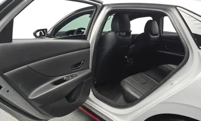 Hyundai Avante 2022, 78729 км, за 11719.88 USD - фото 26