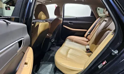 Hyundai Sonata 2022, 52056 км, за 15534.12 USD - фото 12