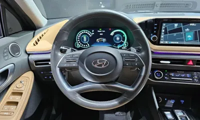 Hyundai Sonata 2022, 52056 км, за 15534.12 USD - фото 13