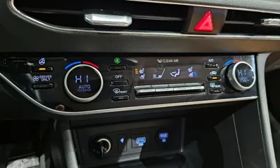 Hyundai Sonata 2022, 52056 км, за 15534.12 USD - фото 19