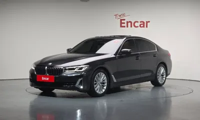 BMW 5-Series · 2023 год
