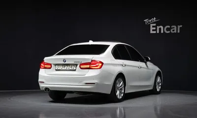 BMW 3-Series 2018, 57574 км, за 11390.72 USD
