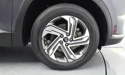 Hyundai Santafe 2022, 117906 км, за 13544.76 USD