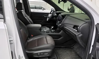 ChevroletGMDaewoo Traverse 2022, 32846 км, за 22736.17 USD - фото 11