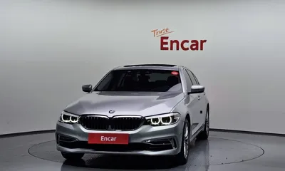 BMW 5-Series 2020, 33841 км, за 19491.24 USD