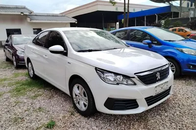 Peugeot 308 2019, 69100 км, за 6561 USD