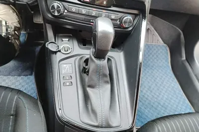 Peugeot 308 2019, 69100 км, за 6561 USD - фото 16