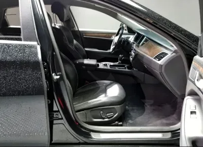 Hyundai Genesis 2015, 175000 км, за 6564.26 USD - фото 9