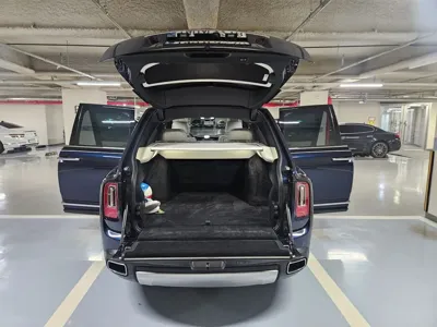 Rolls-Royce Cullinan 2019, 50697 км, за 211629.79 USD - фото 7