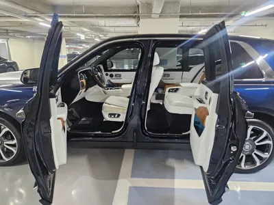Rolls-Royce Cullinan 2019, 50697 км, за 211629.79 USD - фото 10