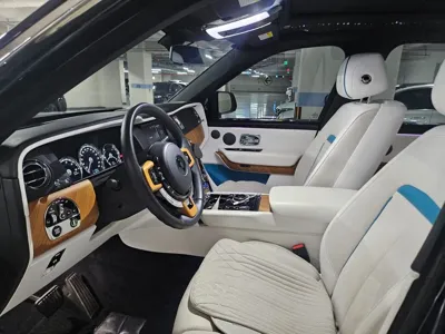 Rolls-Royce Cullinan 2019, 50697 км, за 211629.79 USD - фото 11