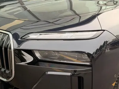 BMW 7 Series 2023, 27000 км, за 92814.7 USD - фото 6