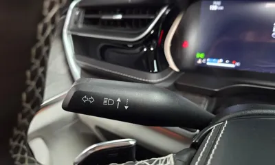 Jeep Cherokee 2022, 51674 км, за 28095.05 USD - фото 29