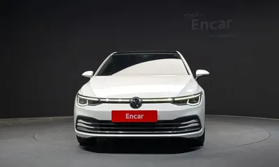 Volkswagen Golf 2022, 47434 км, за 14657.99 USD