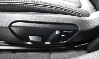 BMW 2-Series 2022, 43986 км, за 16657.86 USD - фото 34