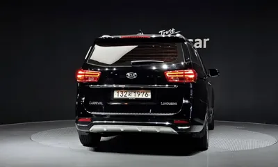 Kia Canival 2019, 142057 км, за 8867.57 USD