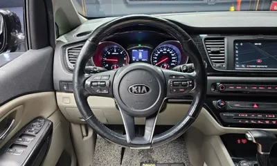 Kia Canival 2019, 142057 км, за 8867.57 USD - фото 13