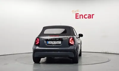 MINI Cooper Convertible 2025, 7927 км, за 25157.63 USD - фото 4