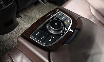 Hyundai Grandeur 2014, 106882 км, за 3893.91 USD - фото 19