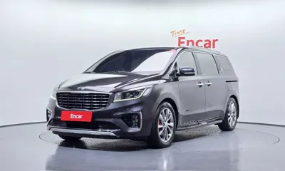 Kia Canival · 2019 год