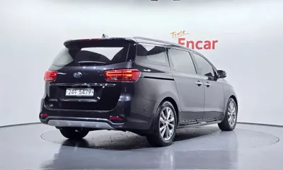 Kia Canival 2019, 81619 км, за 11694.75 USD
