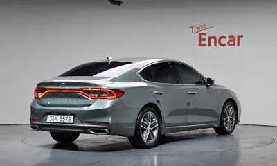Hyundai Grandeur 2018, 66014 км, за 10749.19 USD